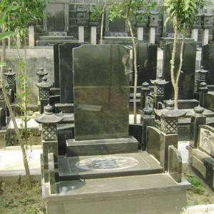 江苏丰县仙鹤公墓